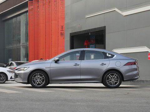 National VI BYD QIN PLUS 2021 EV DM-I 55KM 1.5L 81kW 4 ประตู 5 ที่นั่ง