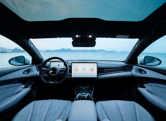 BYD Seal EV 2023 แชมเปี้ยนเอดิชั่น 700 กิโลเมตร ระยะเวลาใช้งานแบตเตอรี่ 230KW ชาร์จเร็วสุด