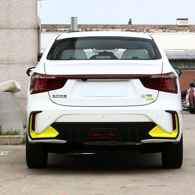 Dong Feng E70 รถแท็กซี่ไฟฟ้าจีน สําหรับการขี่ออนไลน์ เรียกอายุแบตเตอรี่ 400KM