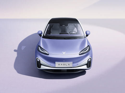 ARCFOX โคอล่า ซีดานไฟฟ้าจีน MPV ขนาดเล็ก L2 การขับรถช่วย