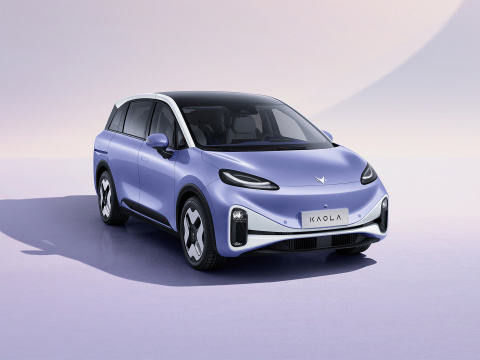 ARCFOX โคอล่า ซีดานไฟฟ้าจีน MPV ขนาดเล็ก L2 การขับรถช่วย