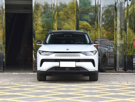 LEAPMOTOR C11 PHEV รุ่น SUV ขนาดกลาง ระยะทาง 1024 กิโลเมตร
