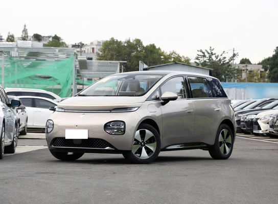 BaoJun Clouds Ev แฮทช์แบ็ค เล็กๆ เซดานไฟฟ้า มีระยะทาง 360KM-460KM