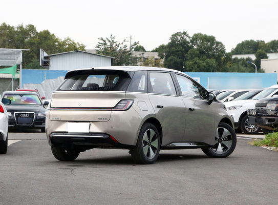 BaoJun Clouds Ev แฮทช์แบ็ค เล็กๆ เซดานไฟฟ้า มีระยะทาง 360KM-460KM