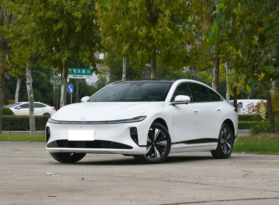 แชงแอน A07 เซดาน EV และ Reev สองส่วนผสม อายุแบตเตอรี่ 515 กม (EV) และ 1200 กม (1.5T เครื่อง Reev)