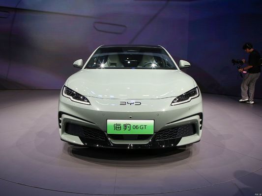 25 BYD Seal06GT, มีระยะทาง 505KM-605KM, พร้อมการขับเคลื่อน 4 ล้อและการขับเคลื่อน 2 ล้อด้วยระบบสองระบบ