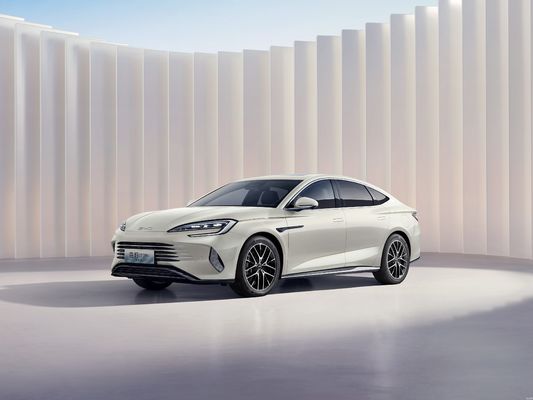 2025 BYD-SEAL 07 DM-i อินเทลเลนท์ไดรฟ์ อุปกรณ์พร้อมเทคโนโลยี BYD Dmi รุ่นที่ 5 มีระยะทางรวมมากกว่า 2000 กิโลเมตร ค่าใช้จ่ายที่ดีที่สุด